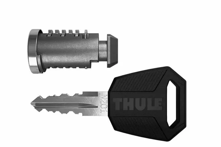 SISTEMA THULE ONE KEY 4 PACKS (BOMBINES MAS LLAVE) 1 SISTEMA THULE ONE KEY 4 PACKS (BOMBINES MAS LLAVE)